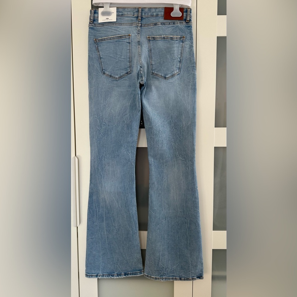 Zara. High waisted, Flare leg. Tall. 👍 Size 10❤️ - Picture 4 of 14